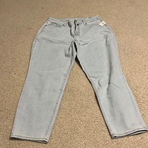 Brand new- Acid wash, curvy fit jeans